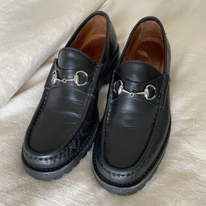 VINTAGE Gucci lug sole black loafers size 71/2 B horse bit